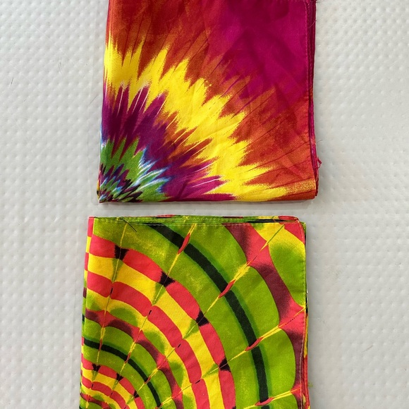 2 Psychedelic Tie Dye Sunburst & Rasta Spiral Square‎ Bandannas Scarf Headbands - Picture 5 of 9